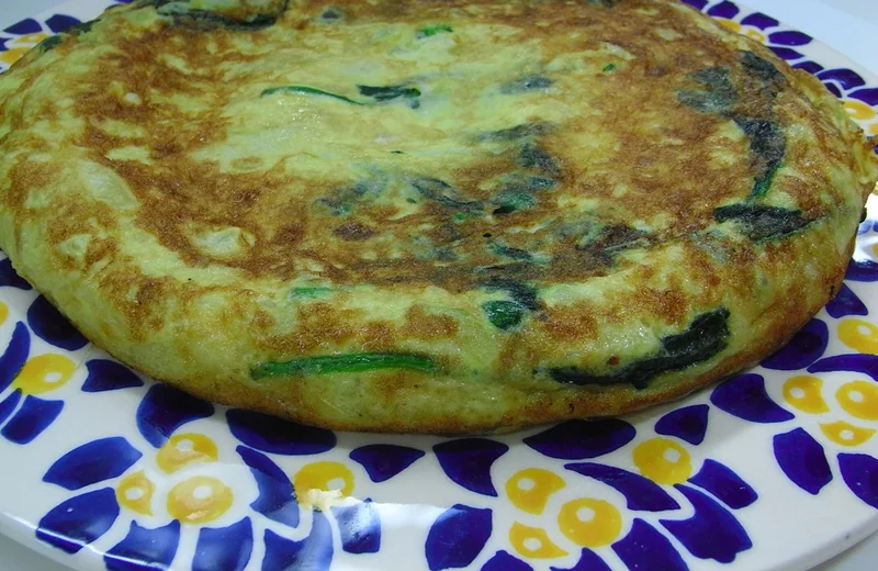 Plato terminado: Tortilla de patatas en freidora de aire